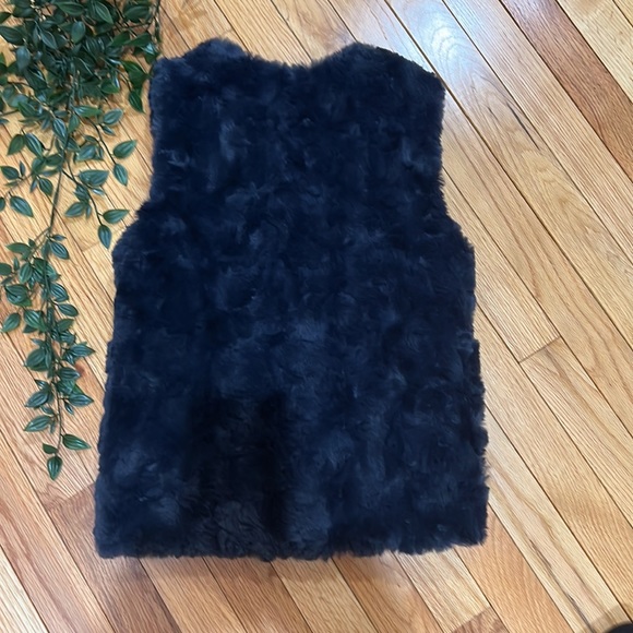 Zara fur vest - Picture 12 of 12